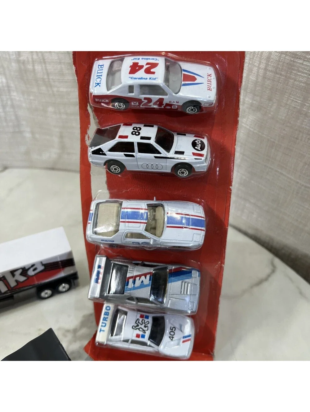 Hot Wheels Tractor Trucks Hauler Lot 14 Cars 3NEW Pack10 In  4 Used